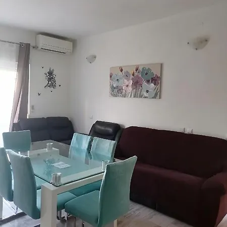 Apartment Seven Castles P