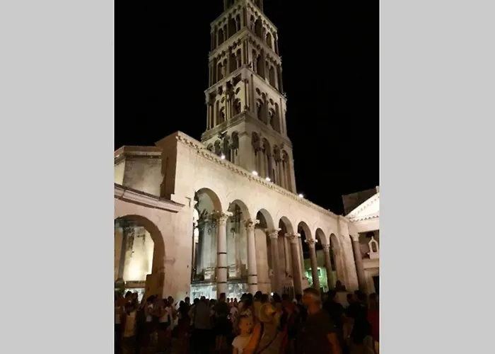 Seven Castles P * Kaštela