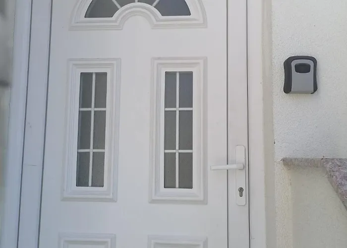 Seven Castles P * Kaštela